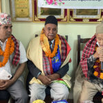 वाङ्मय शताब्दी पुरुष सत्यमोहन जोशीद्वारा ‘गुम्सिएका कुरा’ कवितासङ्ग्रहको विमोचन